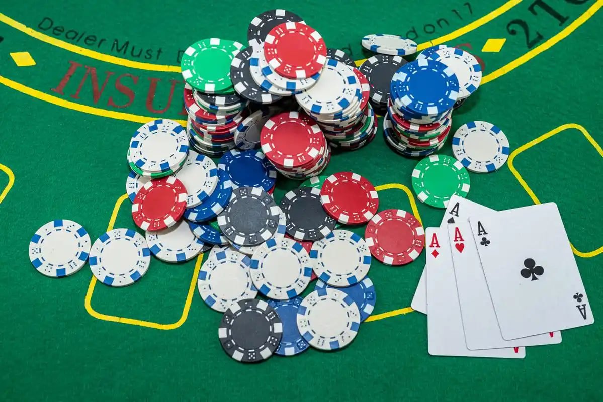 Filipino player celebrating a big win at Jili Casino on mobile